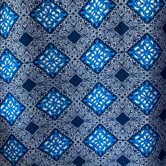 Tank Top - Picture 3 of 4